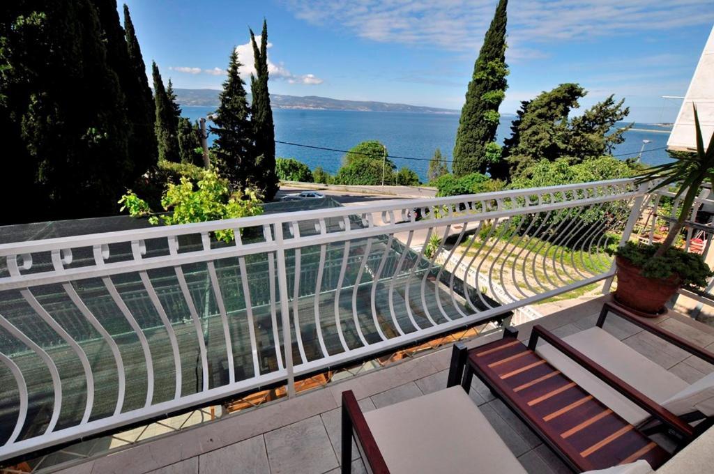Apartments Gabi Omiš Exterior foto